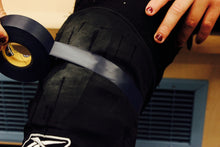 Load image into Gallery viewer, FALSE