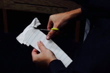 Load image into Gallery viewer, FALSE
